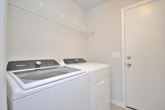 613 Standing Stone DRIVE, Waukesha, WI 53189