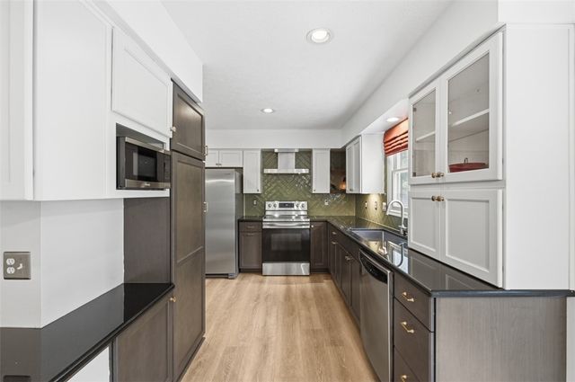324 Haldeman Dr, Cranberry Twp, PA 16066