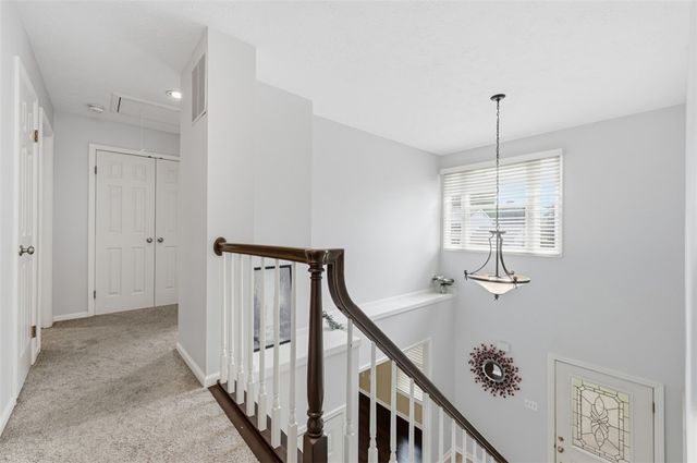 324 Haldeman Dr, Cranberry Twp, PA 16066