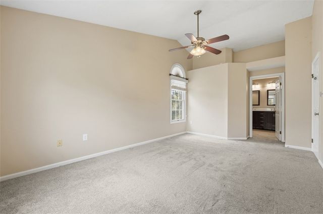 324 Haldeman Dr, Cranberry Twp, PA 16066