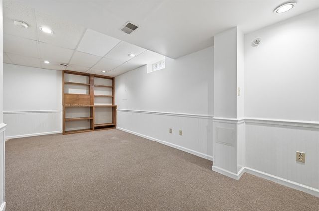 324 Haldeman Dr, Cranberry Twp, PA 16066