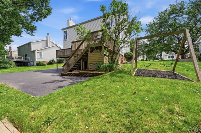 324 Haldeman Dr, Cranberry Twp, PA 16066