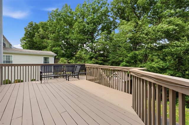 324 Haldeman Dr, Cranberry Twp, PA 16066