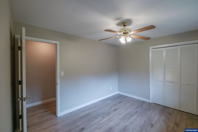 3385 Balsam Dr S, Salem, OR 97302