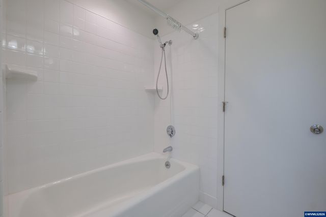 3385 Balsam Dr S, Salem, OR 97302