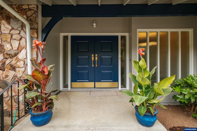 3385 Balsam Dr S, Salem, OR 97302