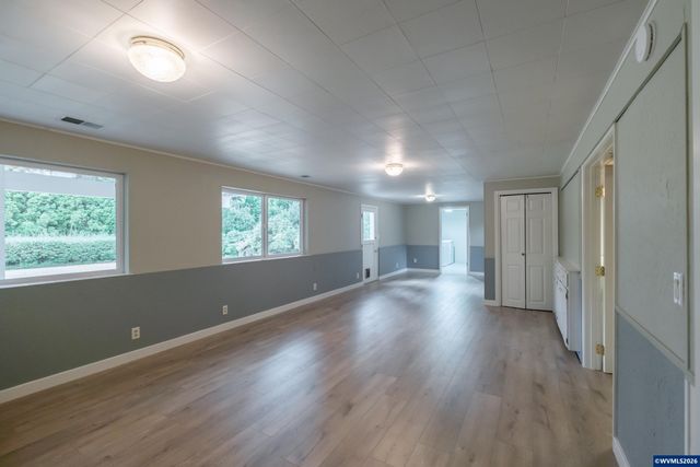 3385 Balsam Dr S, Salem, OR 97302