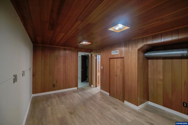 3385 Balsam Dr S, Salem, OR 97302