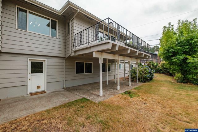 3385 Balsam Dr S, Salem, OR 97302