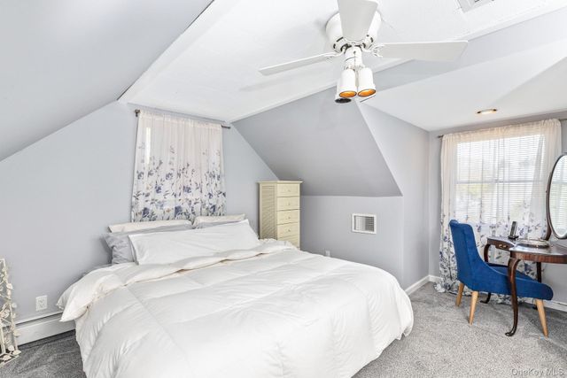 268 7th Avenue, Saint James, NY 11780