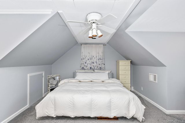 268 7th Avenue, Saint James, NY 11780