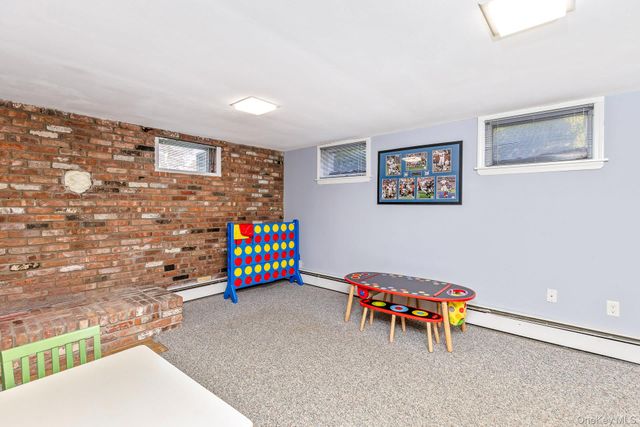 268 7th Avenue, Saint James, NY 11780