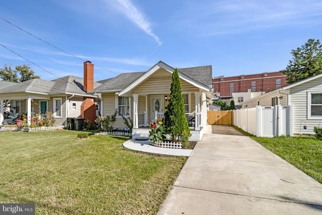 4313 40TH PL, Brentwood, MD 20722