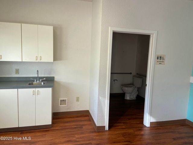 1503 N Road Street 2nd Floor, Elizabeth City, NC 27909