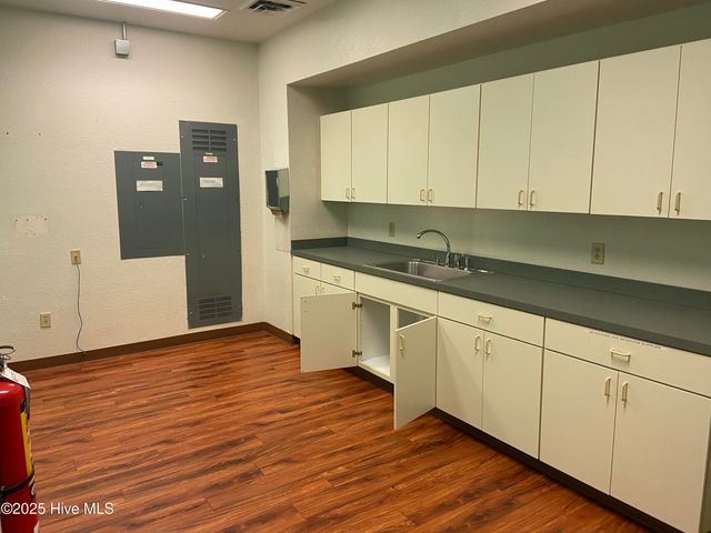1503 N Road Street 2nd Floor, Elizabeth City, NC 27909