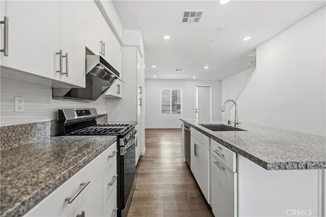 684 Panorama Ln, La Puente, CA 91744