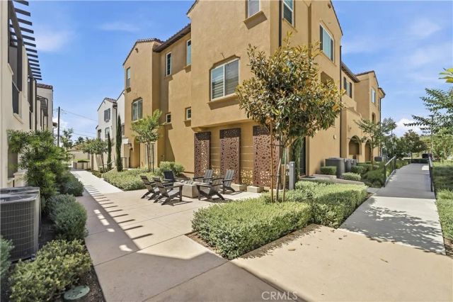 684 Panorama Ln, La Puente, CA 91744
