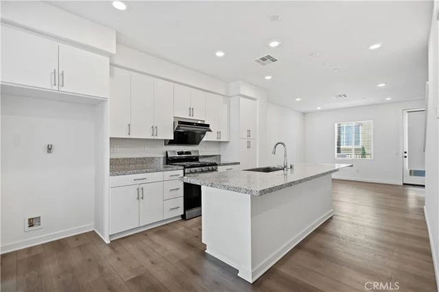 684 Panorama Ln, La Puente, CA 91744