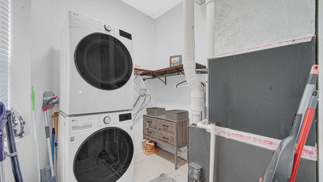 6511 S Evans Avenue, Chicago, IL 60637