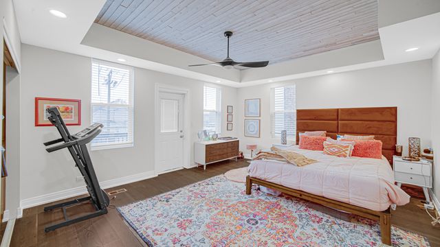 6511 S Evans Avenue, Chicago, IL 60637