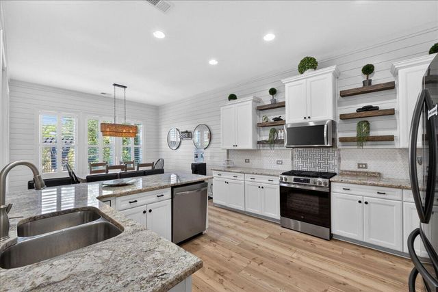 3656 Spindrift Drive, Mount Pleasant, SC 29466