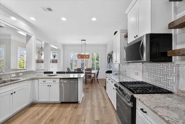 3656 Spindrift Drive, Mount Pleasant, SC 29466