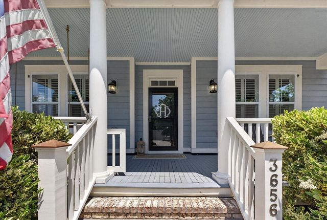 3656 Spindrift Drive, Mount Pleasant, SC 29466