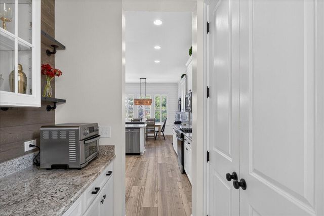 3656 Spindrift Drive, Mount Pleasant, SC 29466