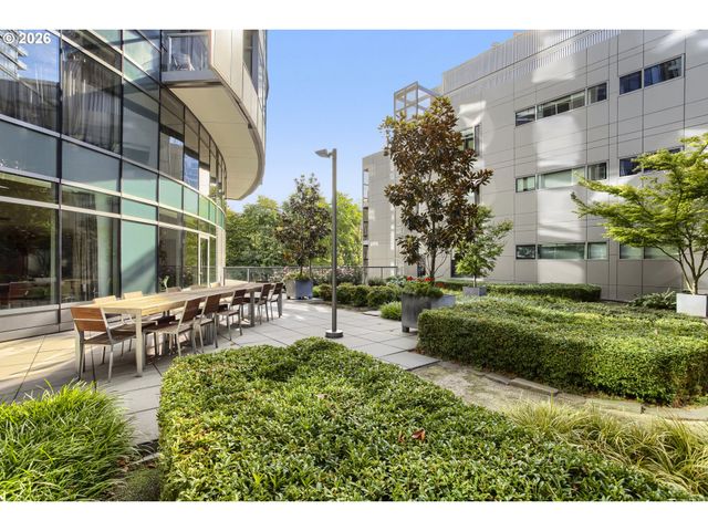 3601 S RIVER Pkwy 2202, Portland, OR 97239