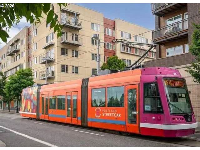 3601 S RIVER Pkwy 2202, Portland, OR 97239