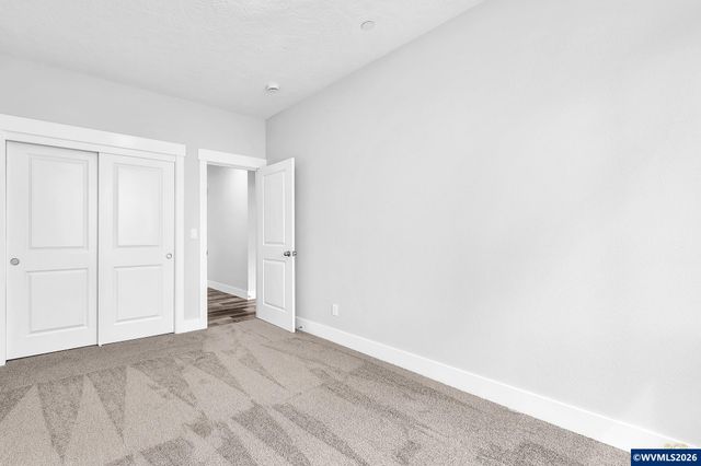 781 Riley Dr, Silverton, OR 97381