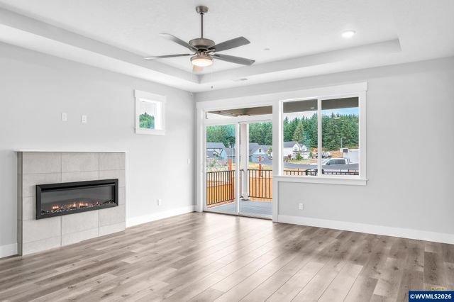 781 Riley Dr, Silverton, OR 97381