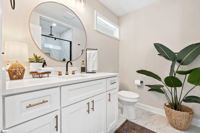 924 Mcabee Road, Spartanburg, SC 29306