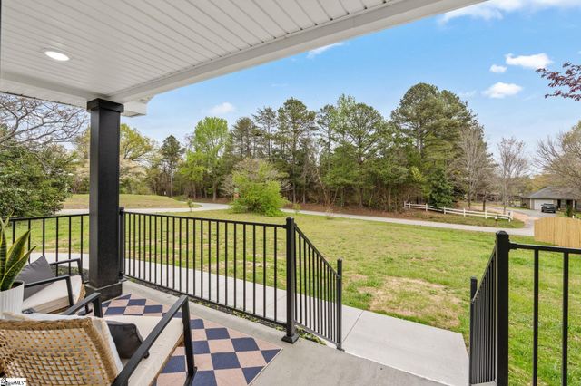 924 Mcabee Road, Spartanburg, SC 29306