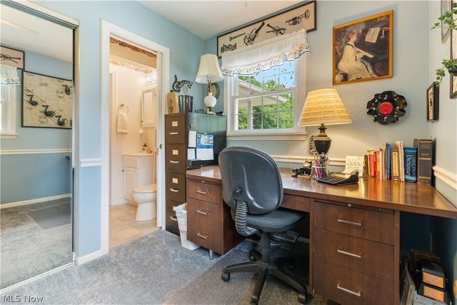 11385 William Penn Avenue NE, Hartville, OH 44632