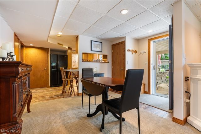 11385 William Penn Avenue NE, Hartville, OH 44632