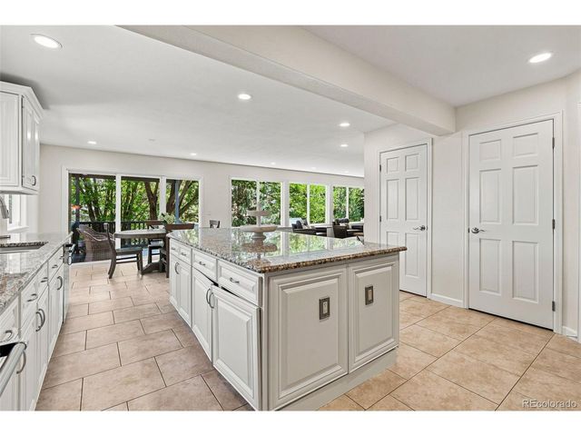 9288 S Canyon Wren Ct, Highlands Ranch, CO 80126