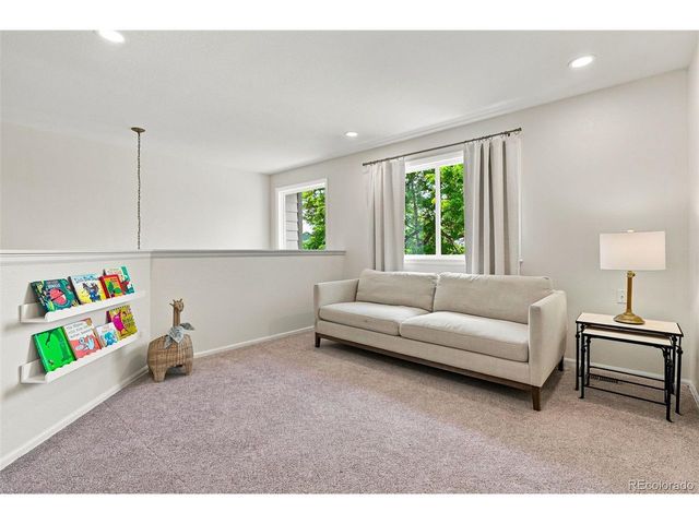9288 S Canyon Wren Ct, Highlands Ranch, CO 80126