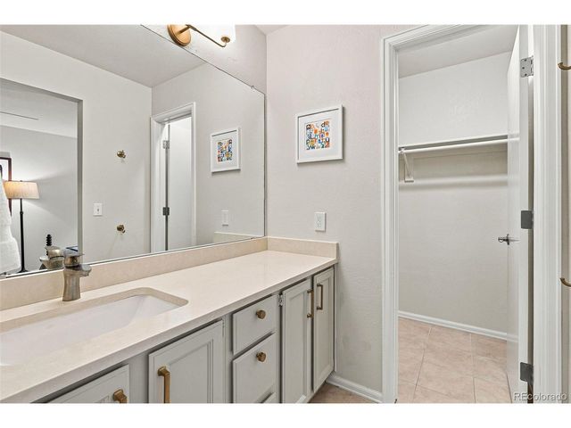 9288 S Canyon Wren Ct, Highlands Ranch, CO 80126
