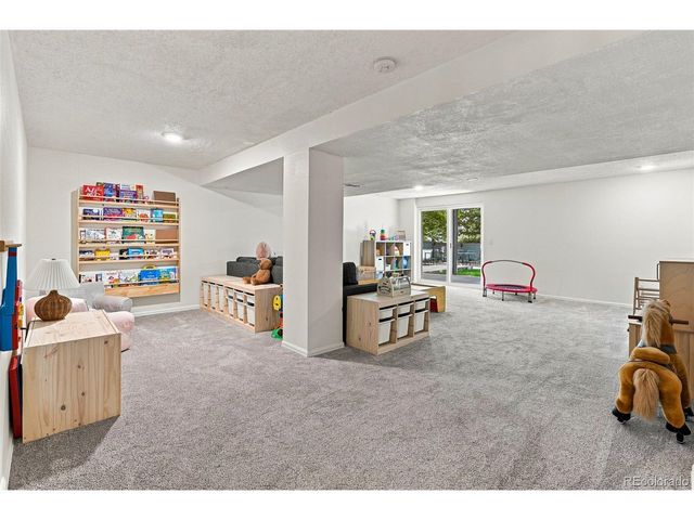 9288 S Canyon Wren Ct, Highlands Ranch, CO 80126