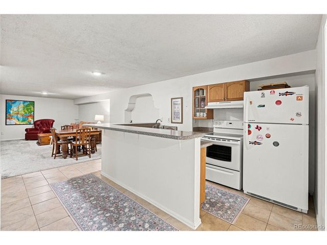 9288 S Canyon Wren Ct, Highlands Ranch, CO 80126