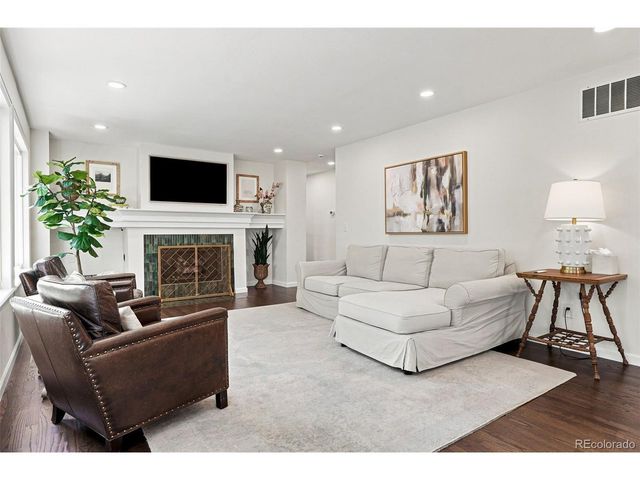 9288 S Canyon Wren Ct, Highlands Ranch, CO 80126
