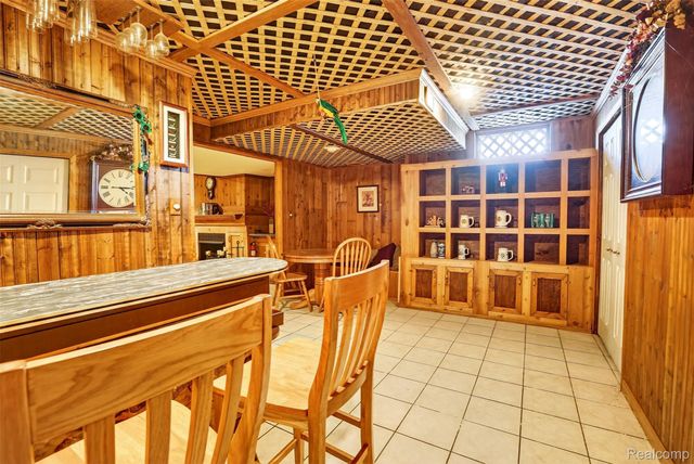 1449 Coutant Street, Flushing, MI 48433