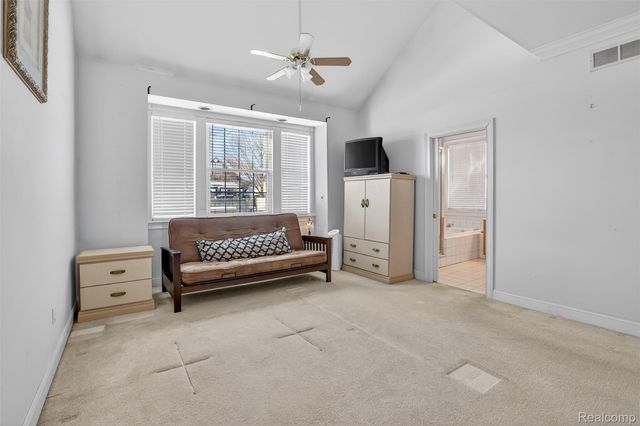 1449 Coutant Street, Flushing, MI 48433