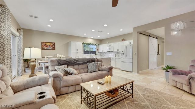 5465 Finestra Street, Pahrump, NV 89061