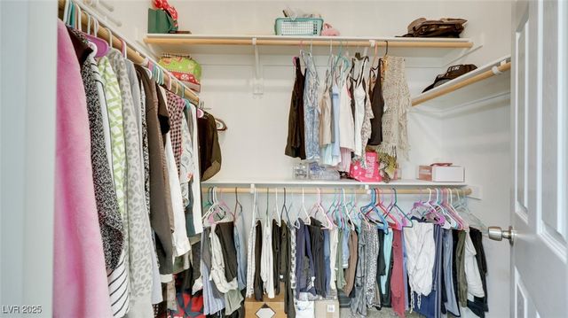 5465 Finestra Street, Pahrump, NV 89061