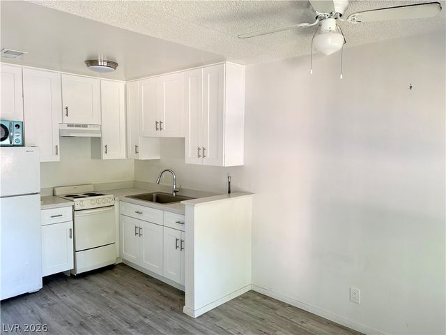 312 Orland Street 62, Las Vegas, NV 89107