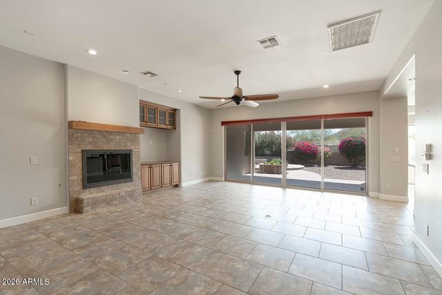 9909 S 6TH Place, Phoenix, AZ 85042