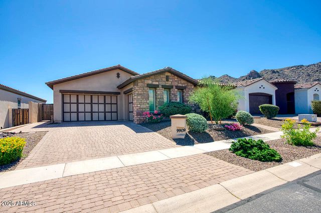 9909 S 6TH Place, Phoenix, AZ 85042
