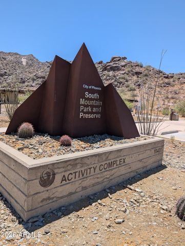 9909 S 6TH Place, Phoenix, AZ 85042